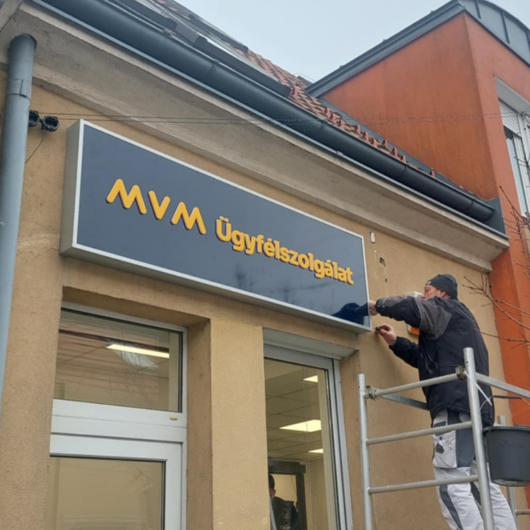 Világítótábla világító felirat készítés országosan
